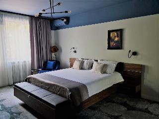 Bucharest Comfort Suites