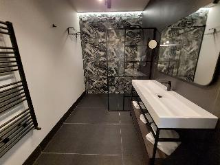 Bucharest Comfort Suites