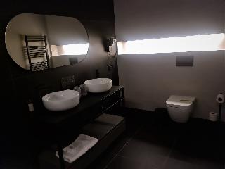 Bucharest Comfort Suites