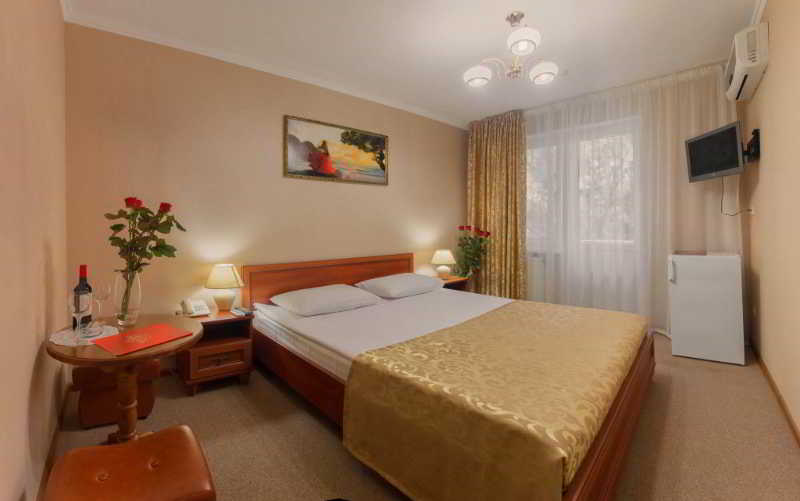 Room thumbnail 1