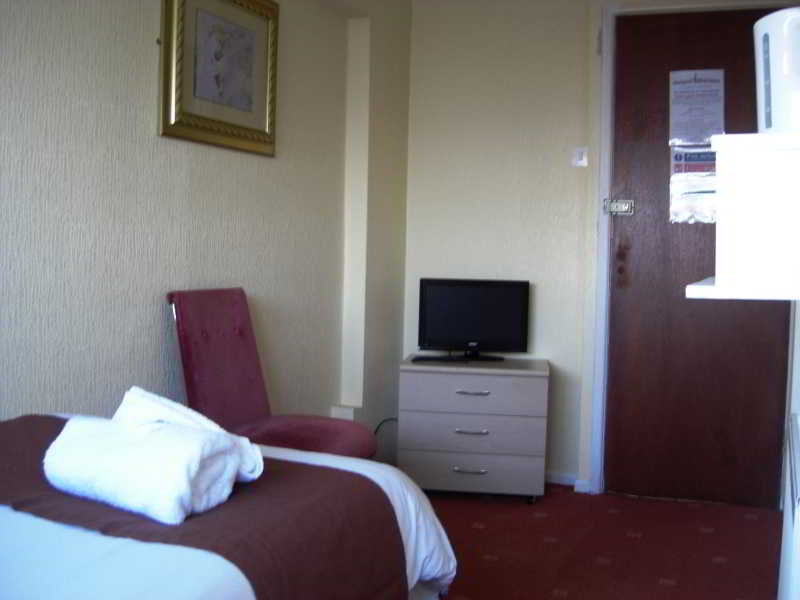 The Arncliff Hotel, Blackpool