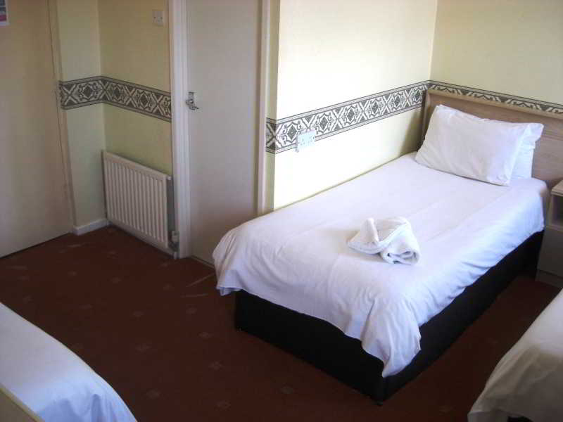 The Arncliff Hotel, Blackpool