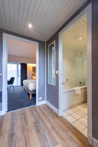 Room Room