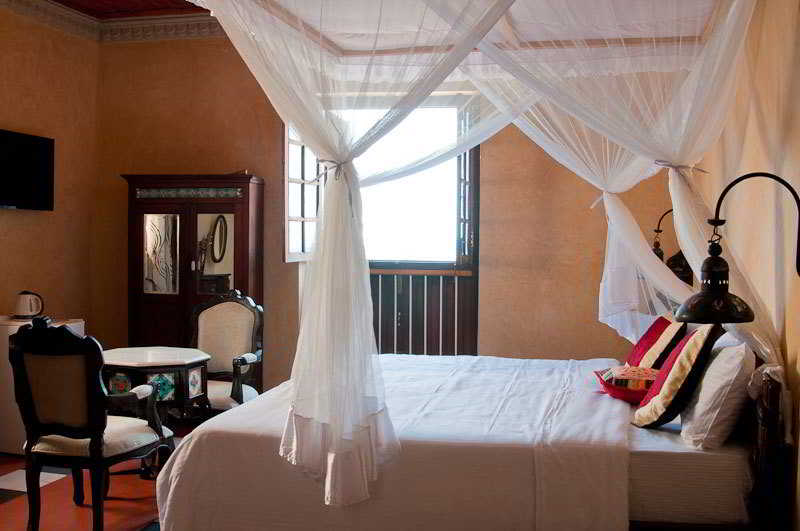 Room thumbnail 5