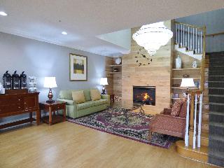 Country Inn & Suites by Radisson Biloxi-Ocean Spr