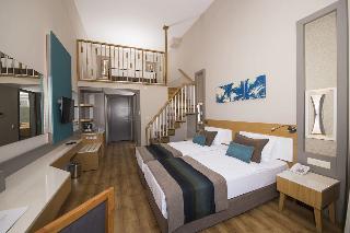 Palm World Resort & Spa
