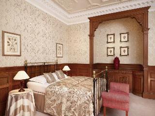 The Edinburgh Residence, Edinburgh