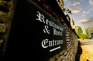 Stonecross Manor Hotel