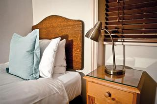 Brighton House, Brighton