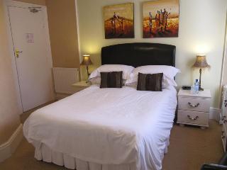 The Shirley, Torquay