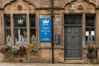 The Royal Hotel (latinos)