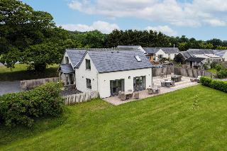 Canaston Oaks Luxury Bed Breakfast