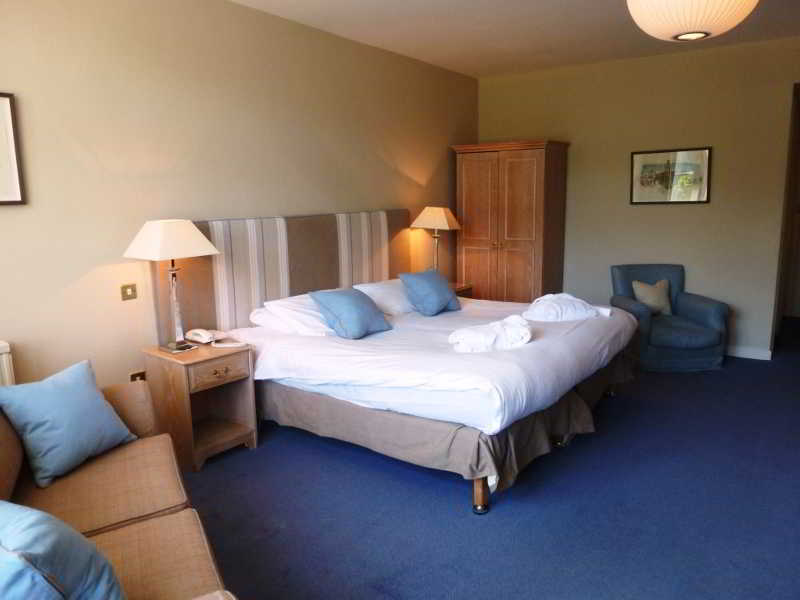 Royal Overseas League Hotel, Edinburgh