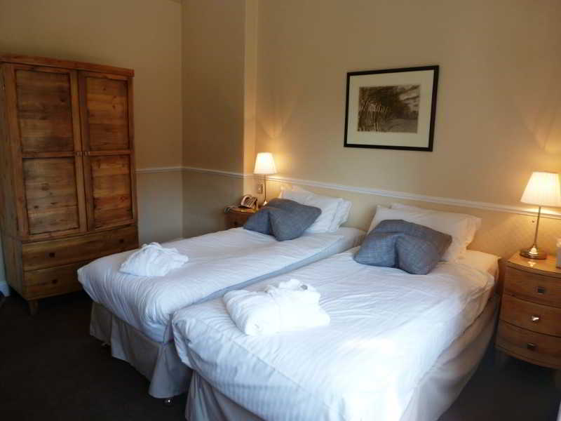 Royal Overseas League Hotel, Edinburgh