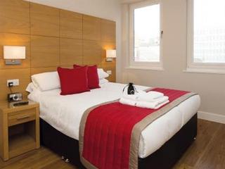 Hotel 100 Kings Road by House of Fisher, Reading