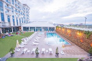 Budan Thermal Spa & Hotel