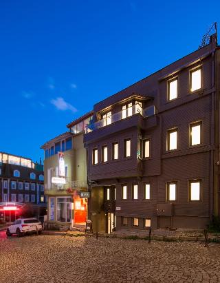 Alilass Hotel