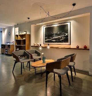 Alilass Hotel