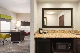 1 King Microwv/Fridge/Wet Bar Studio Suite Ns