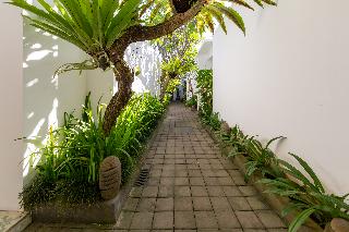 巴厘岛巴杰拉别墅 Bajra Bali Villa