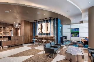 Fairfield Inn&Suites Chicago Downtown/MagnificentM