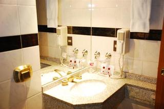 General view thumbnail 3