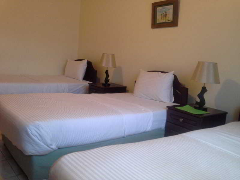 Room thumbnail 1