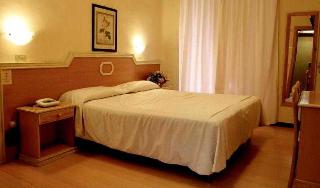 Grande Albergo, Abruzzo
