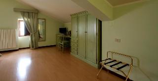 Grande Albergo, Abruzzo