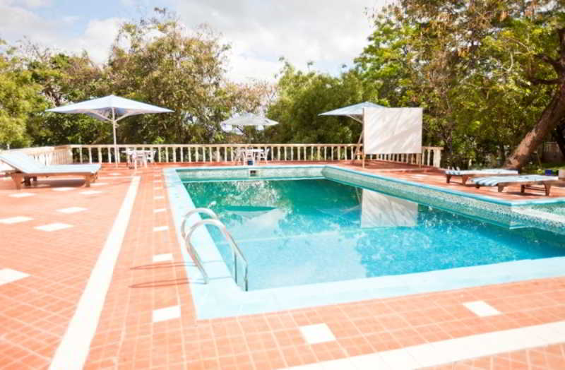Pool thumbnail 4