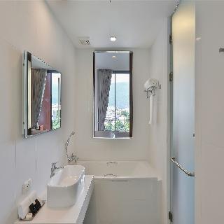 Room thumbnail 46