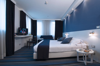 Neo Hotel, Milan
