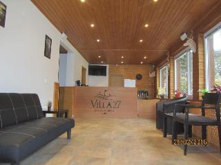 Villa 27
