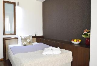 Room Room