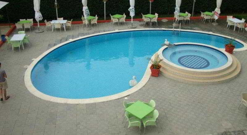 Colombo Hotel - Pool