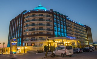 Dream World Aqua Hotel