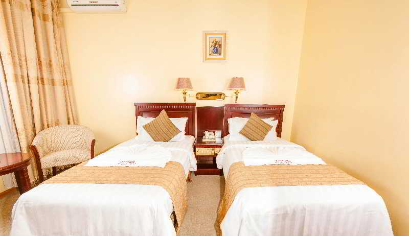 Room thumbnail 6