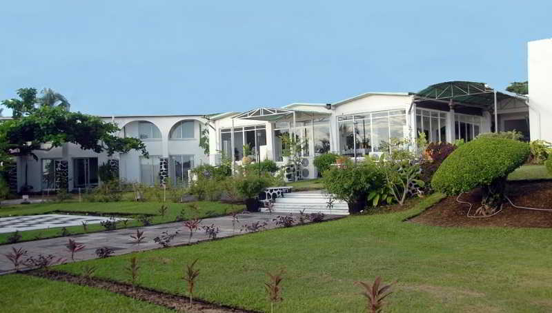 Retaj Moroni Hotel