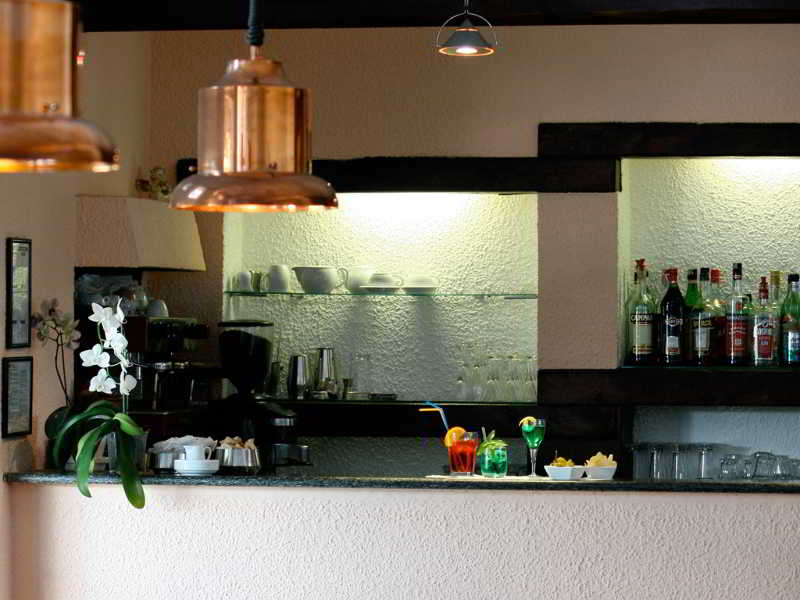 Golf Hotel, Milan
