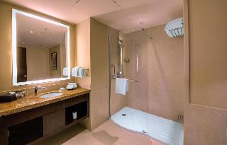 1 King Bed Deluxe Room