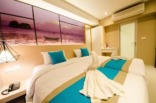 Room thumbnail 3