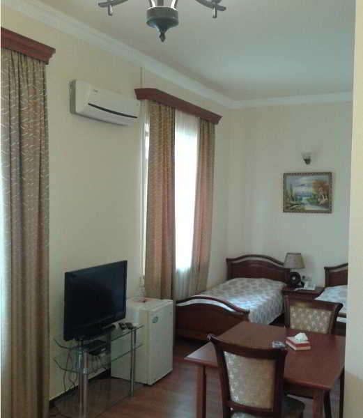 Room thumbnail 16