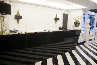 The22 Hotel