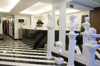 The22 Hotel
