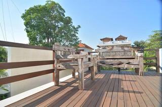 Terrace thumbnail 1