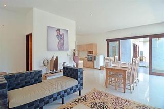 Room thumbnail 6