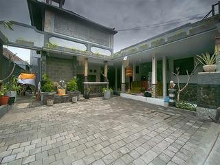 Terrace thumbnail 26