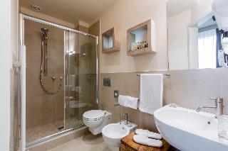 Hotel 900, Abruzzo