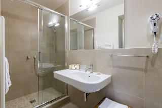 Hotel 900, Abruzzo