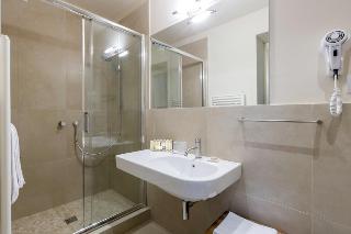 Hotel 900, Abruzzo